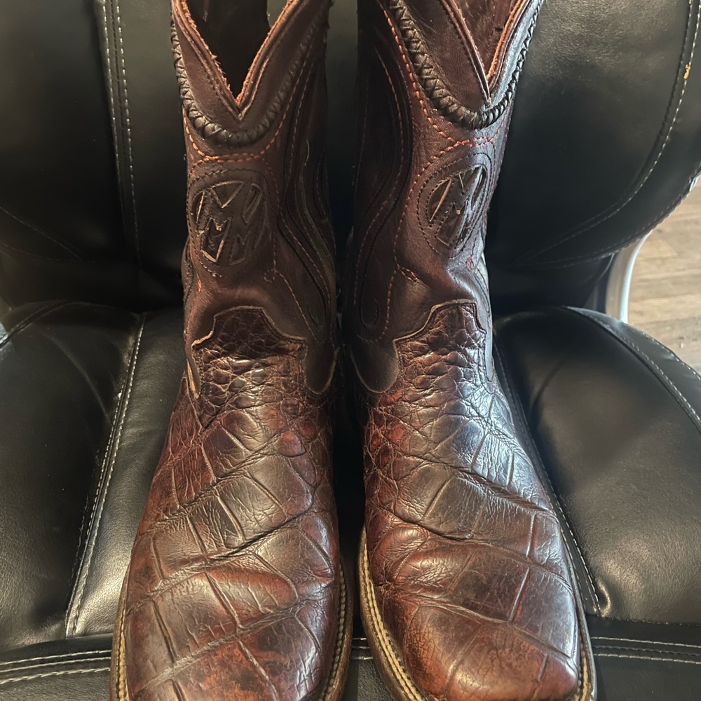 Men's Brown Textured Western Cowboy Boots - Classic Leather Style